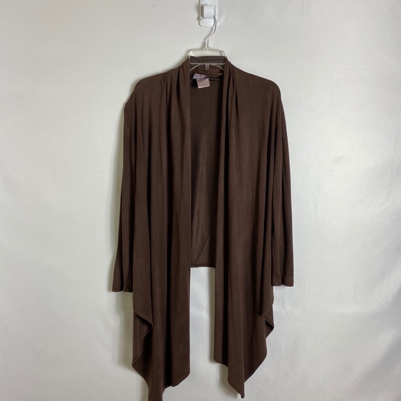 Libra Cardigan set - Picture 6 of 9